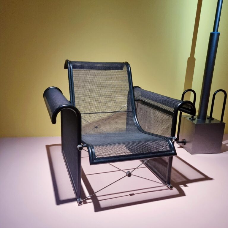 Ronald Cecil Sportes / The mesh chair / 1982 / Paris, Musée des Arts Décoratifs