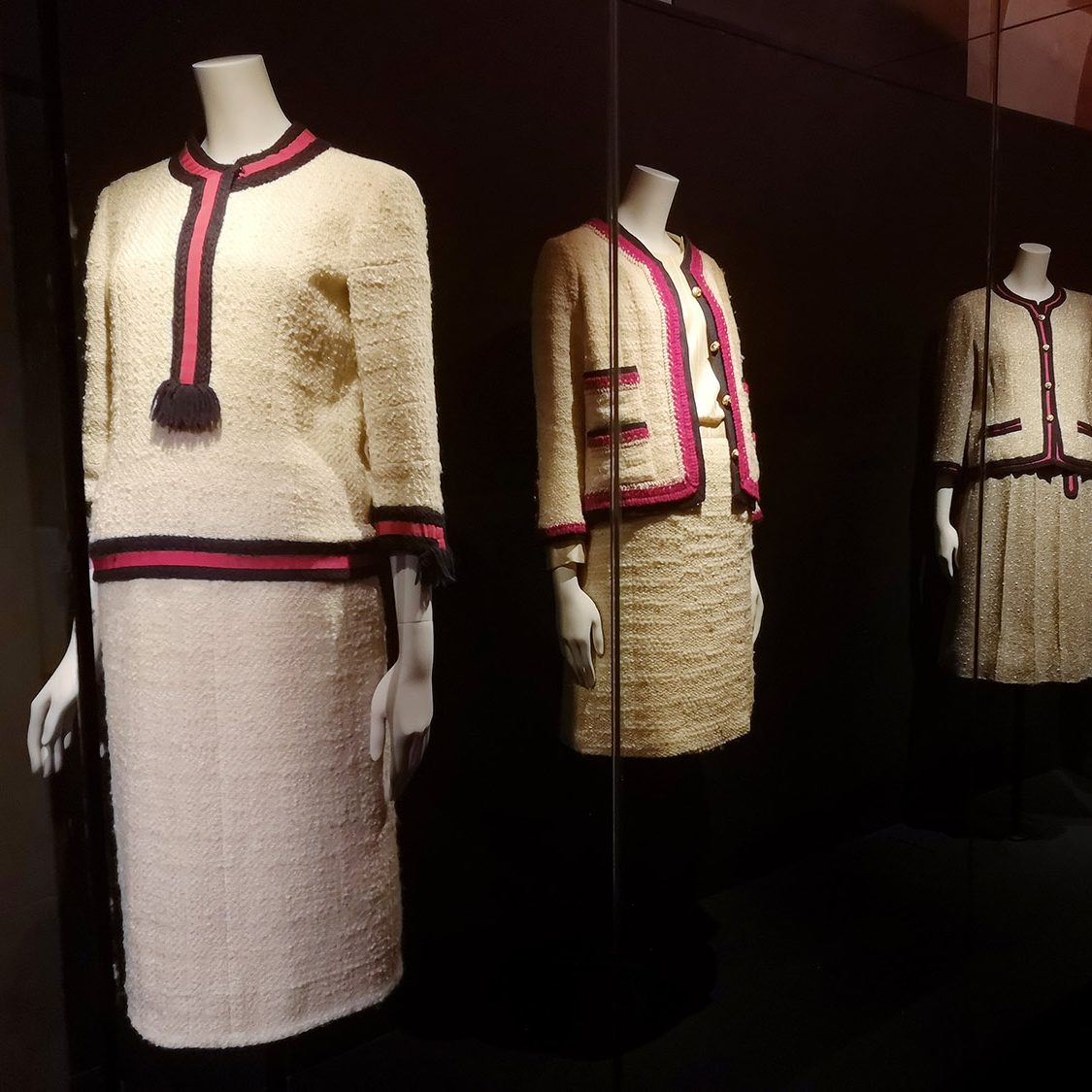 Exhibition View / Coco Chanel / Palais Galliera / 2021