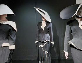 Thierry Mugler fashion, exhibition view COUTURISSIME, Musée des Arts décoratifs, 2022