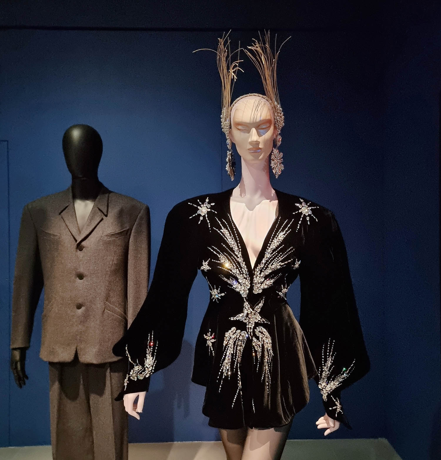 Thierry Mugler fashion, exhibition view COUTURISSIME, Musée des Arts décoratifs, 2022