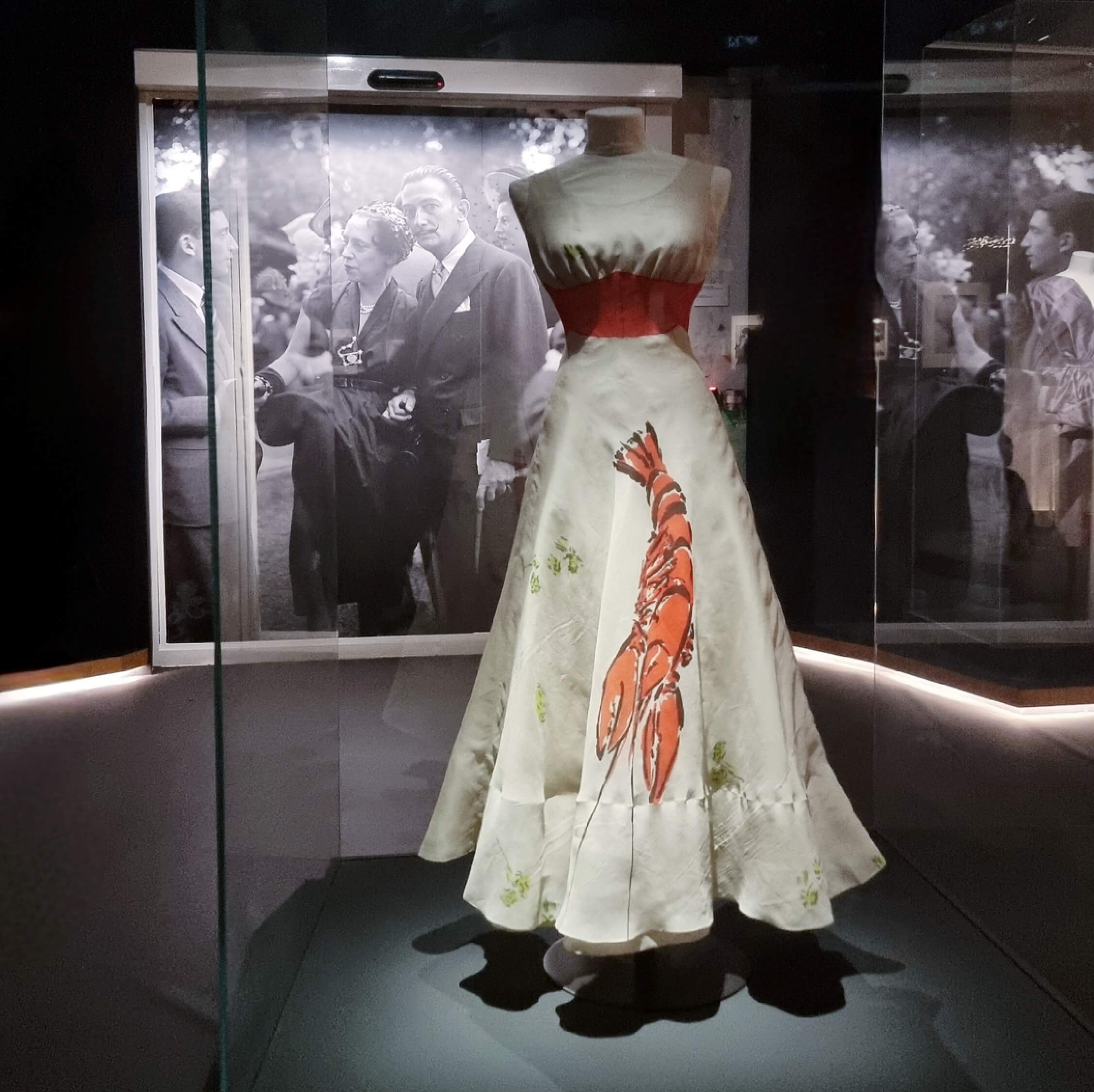 Exhibtion view of the lobster dress, Schiaparelli show, MAD Paris, 2023