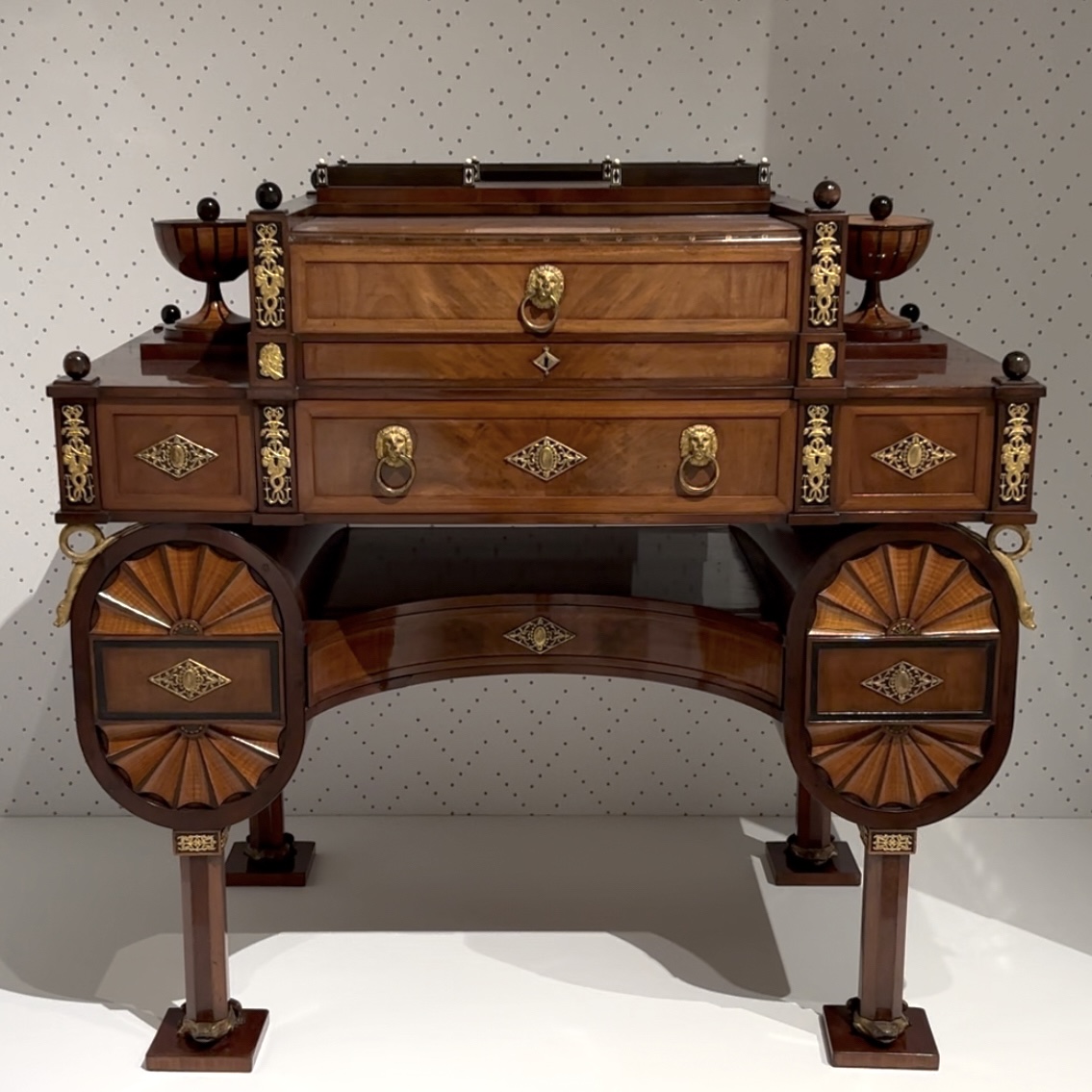 Joseph Haupt / Women's vanity desk / 1805