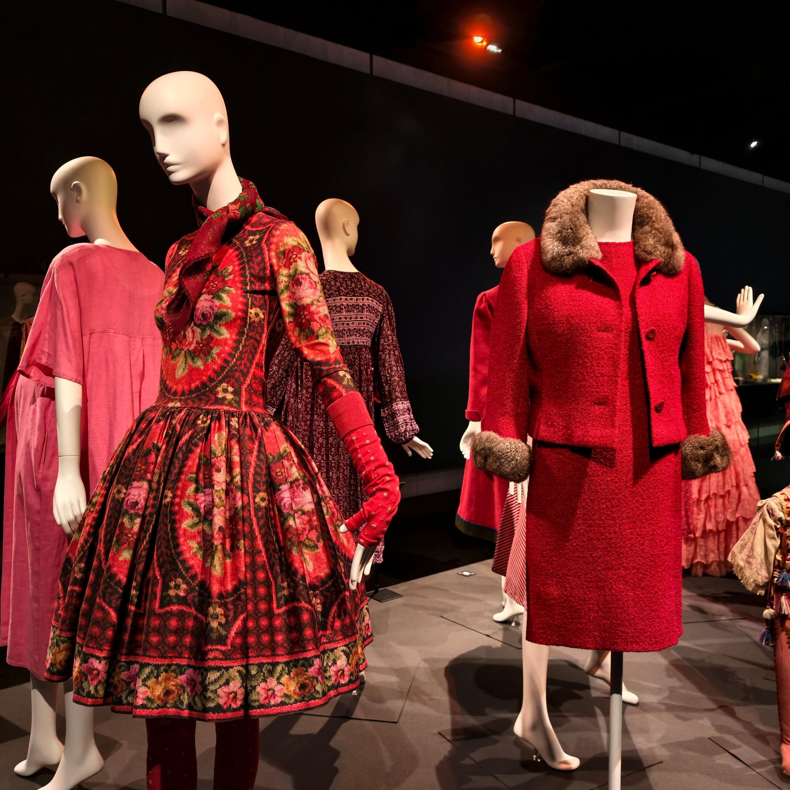 Ausstellungsansicht FARBENSPIEL, Wien Museum